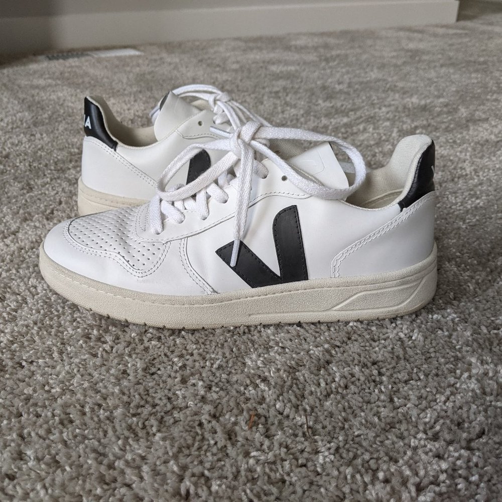 Veja V10 Sneakers Shoes Extra White/Black